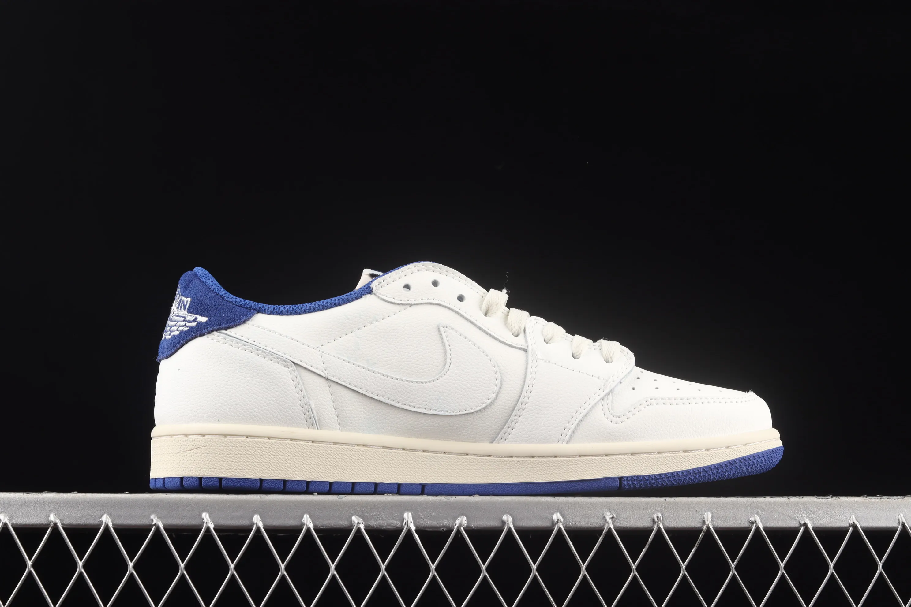All categories Air Jordan Jordan series basketball shoes Air Jordan 1 Low Travis Scott x Air Jordan 1 Low AJ1 Joe 1 white and blue inverted low-top cultural sneakers DM7866-166